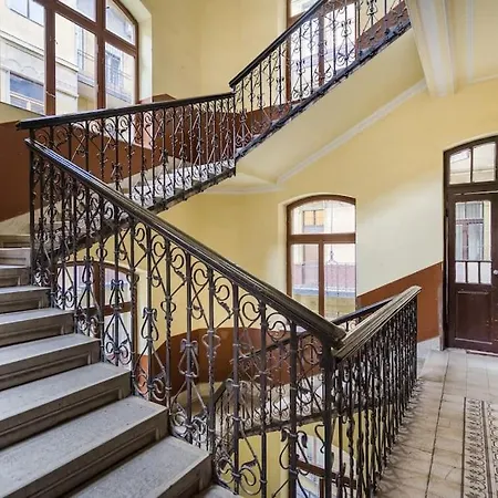 Apartament Klauzal Garden City