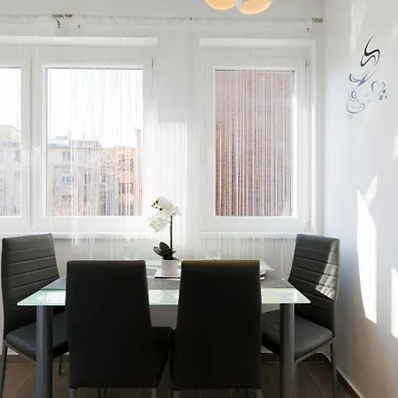 Rumbach 22 Center With Ac Apartment