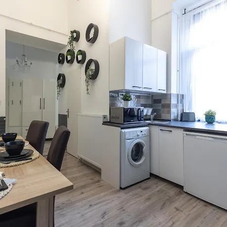 Urban Oasis Apartment