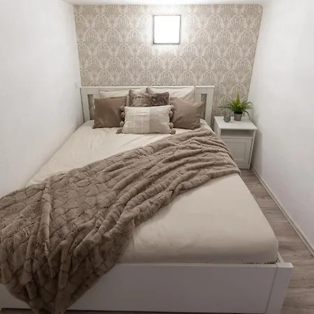Urban Oasis Apartment Budapest