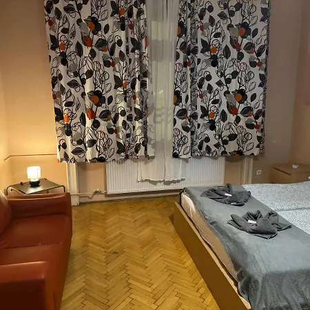 Lanchid Castle Side Red And Blue Apartman Budapest