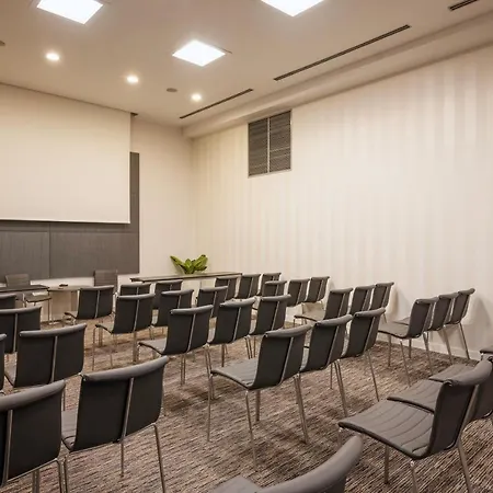 מלון Eurostars Palazzo Zichy