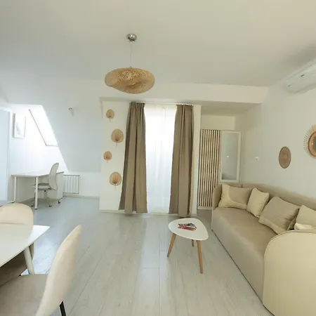 Ξενοδοχείο με διαμερίσματα Corvin Plaza & Βουδαπέστη