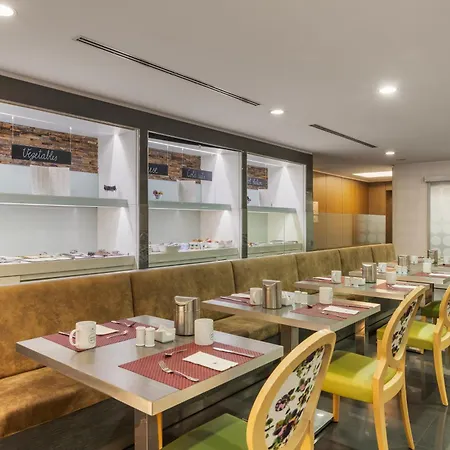 Eurostars Palazzo Zichy מלון בודפשט