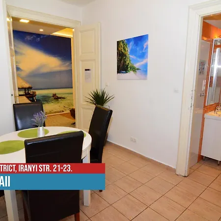 Little Americas Downtown Apartament Budapesta