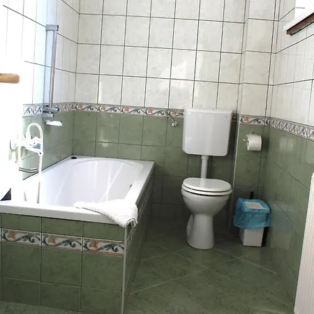 Broadway Guest house