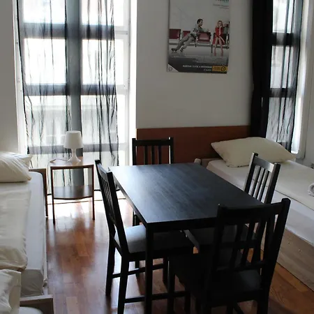 Guest house Broadway