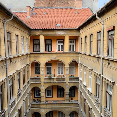 Apartment In The Centre Of