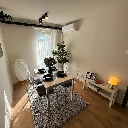 Apartment Emerald *