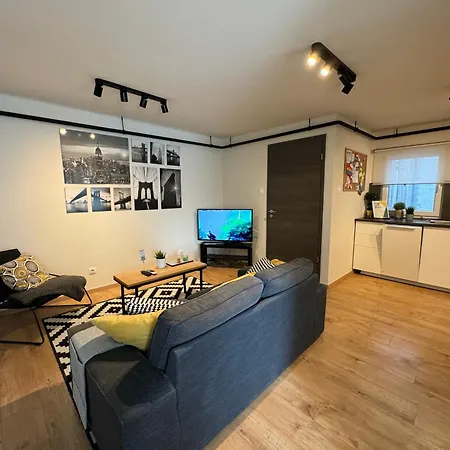 Emerald Apartment