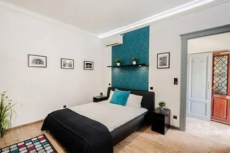 Apartment In The Center