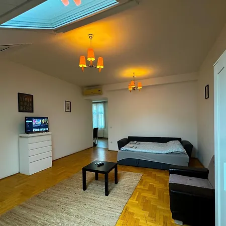 Novo * Budapest