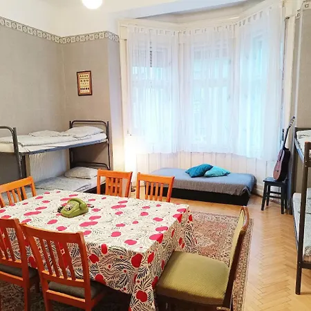 Bridgetown Hostel *
