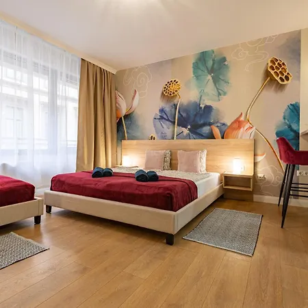 Holidays & Budapest