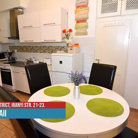 Little Americas Downtown Apartament Budapesta