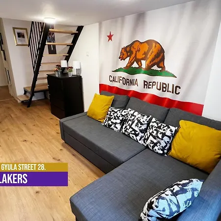 Little Americas Westend Mall Apartament