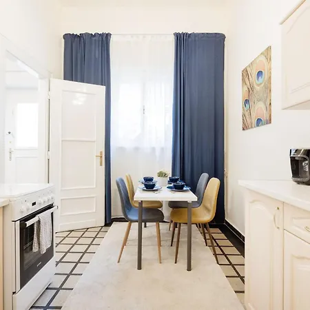 Rose - Elegant Apartment