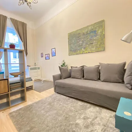 Wesseleny Near Synagogue With Ac After Renovation Apartment Budapest
