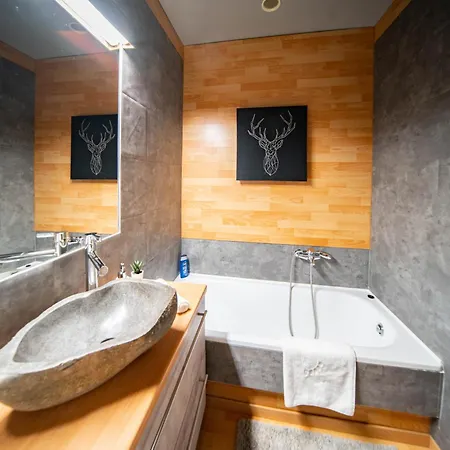 Lovely Flat By The Castle For 4ppl *