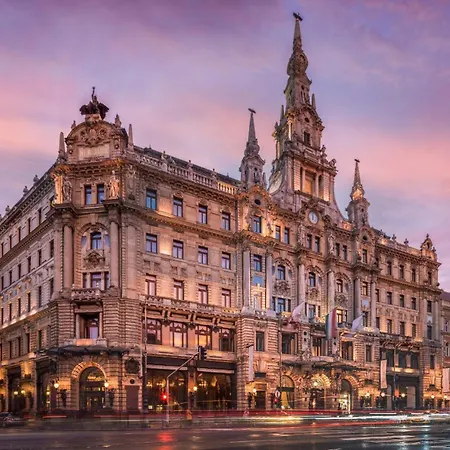 Apartment Bright Two-Bedroom Home By The New York Palace *