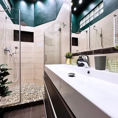 M13 Rustic Stylish With King Bed & Friendly Host Apartamento