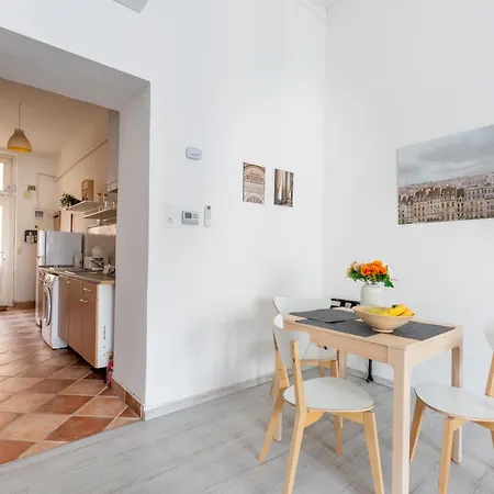 Merax Apartment *