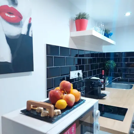 Brhomes Diamnond Apartment Budapest