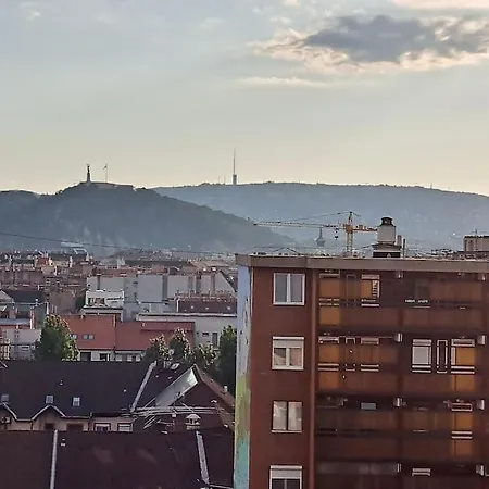 Bb Panorama Apartman *