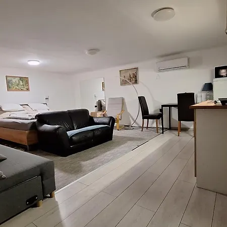 Littlepanther Apartmán *