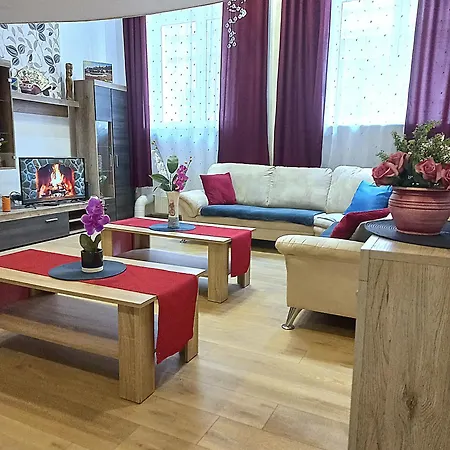 Apartment Downtown Acacia Str