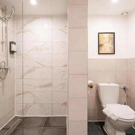 D35 - Chic Boutique Apartments By Bqa