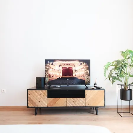 Gr8 Garden - 48sqm - Free Parking Apartment Budapest