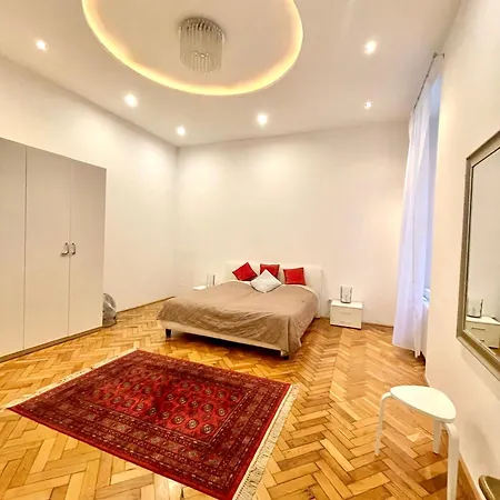 Amazing Swedish 3 In The Center Apartment