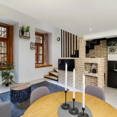 Apartment Cosy Home-apartment In Liszt Ferenc