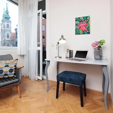 Apartment Cosy In Buda Budapest