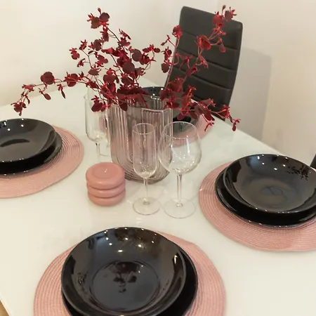 Gems Of - Ruby Unit Apartment