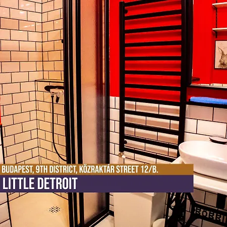 Apartment Little Americas Detroit