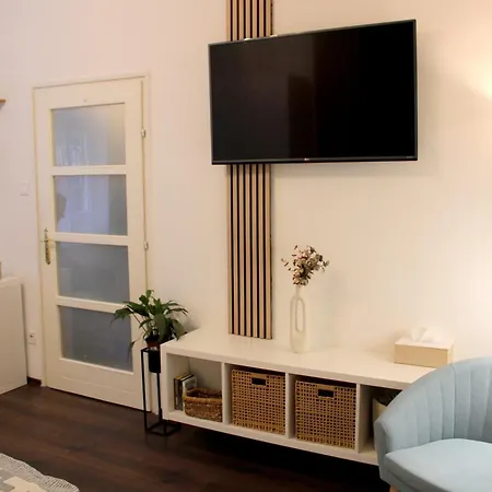Apartment Pannonius