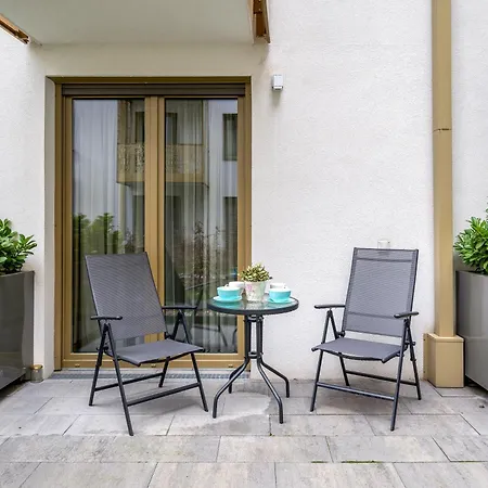 Magic Garden In Downtown Apartment Budapest