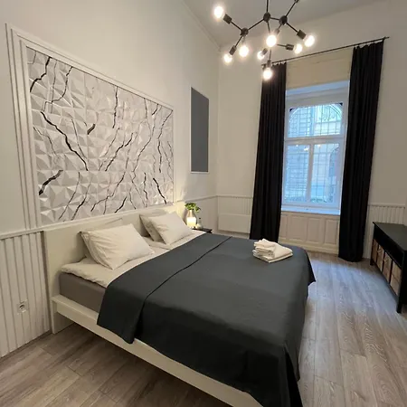 Appartement E 37 Downtown Whit Garage Opcional *