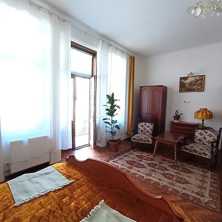 Apartment Velez Haz