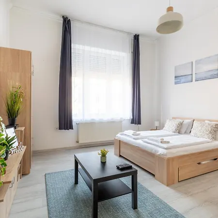 Apartment Merax *