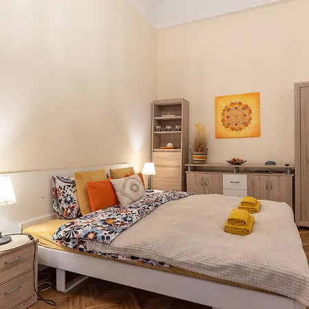Harmony & Cute - Apartamento Budapest