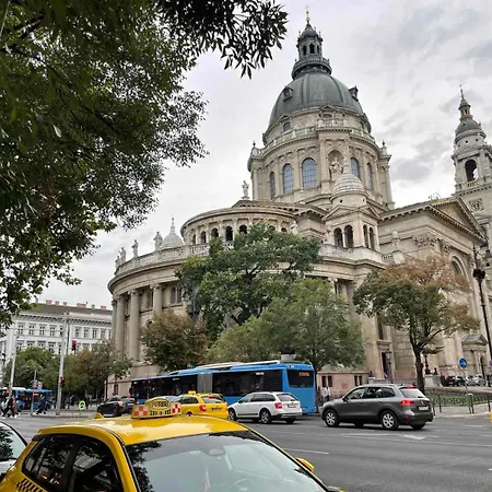 Marton's * Budapest