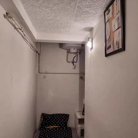 T & E Apartment *