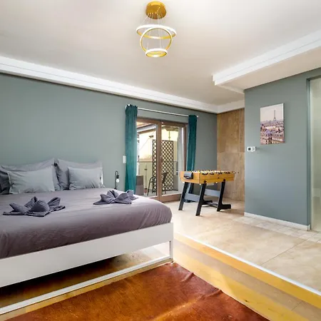 Apartment 3bedroom Triplex Rooftop Budapest