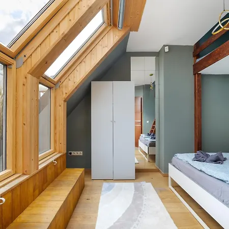 Apartment 3bedroom Triplex Rooftop *