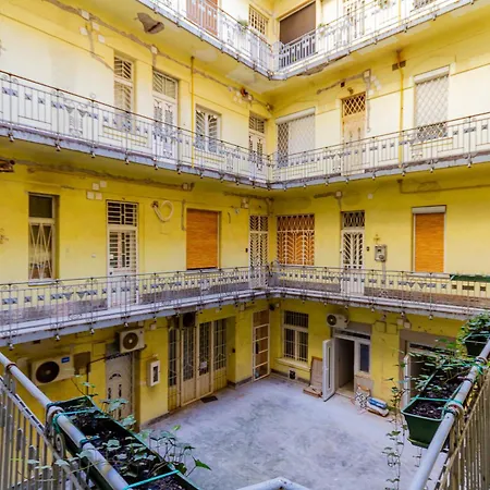 Rothapartments'garden Apartment *