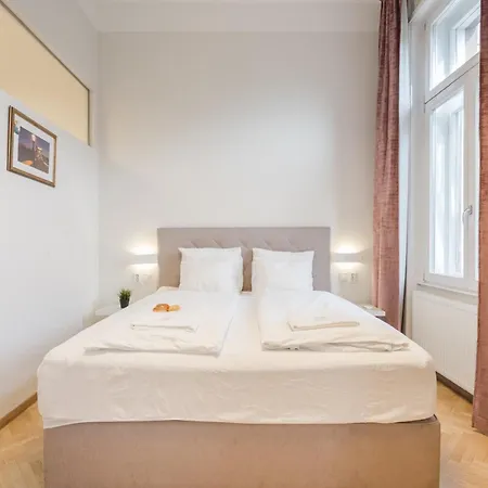 Klauzal City Garden - 2-bedroom K24 Apartment *