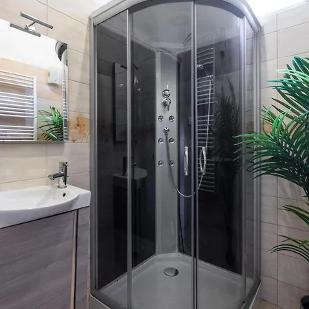 Spacious Vintage For 12ppl * Budapest